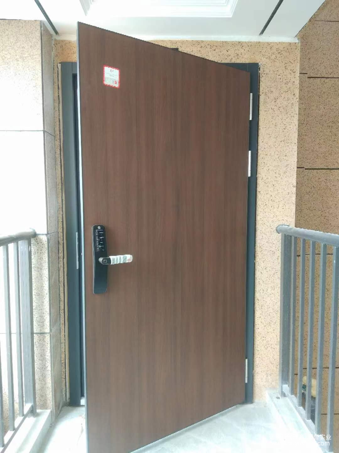 诺沃芬入户门案例