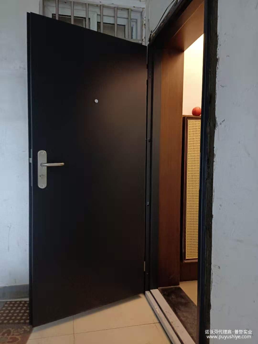 诺沃芬入户门案例